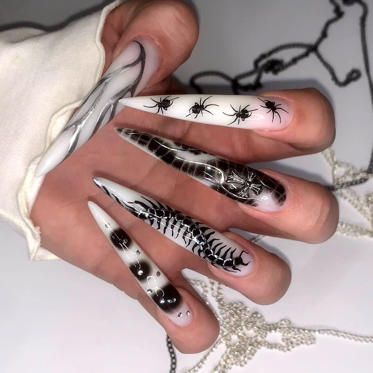 24pcs Spicy Girl Press on Nail - Nail Art Y2K review and price